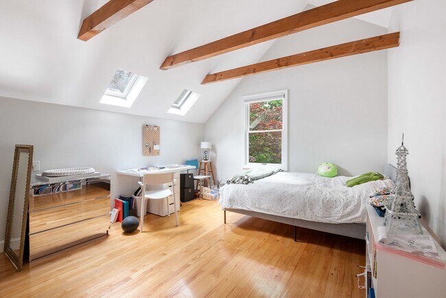 Building Photo - 29 Wainwright Rd