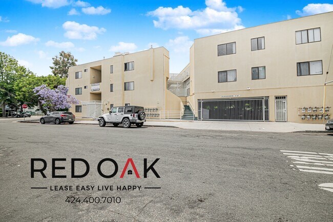Building Photo - 2724 Abbot Kinney Blvd