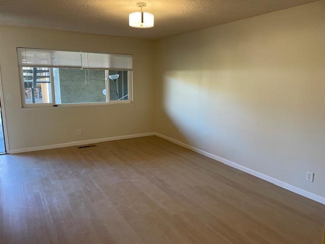 Building Photo - 4416 Moorpark Ave