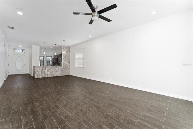 Building Photo - 4932 Olde Kerry Dr