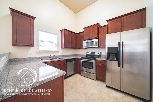 Building Photo - 30 Churchhill Dr