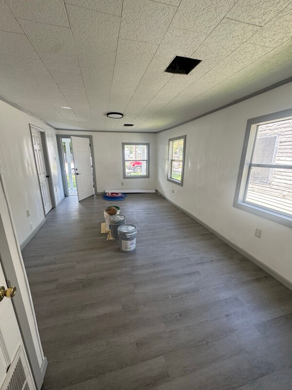 Building Photo - 516 Jacobs Ave
