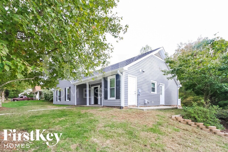 Building Photo - 5909 Running Ridge Rd