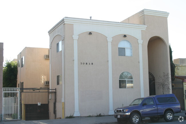 Building Photo - NoHo Boulevard Apartments