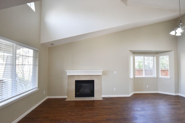 Building Photo - 22813 SE 287th Pl