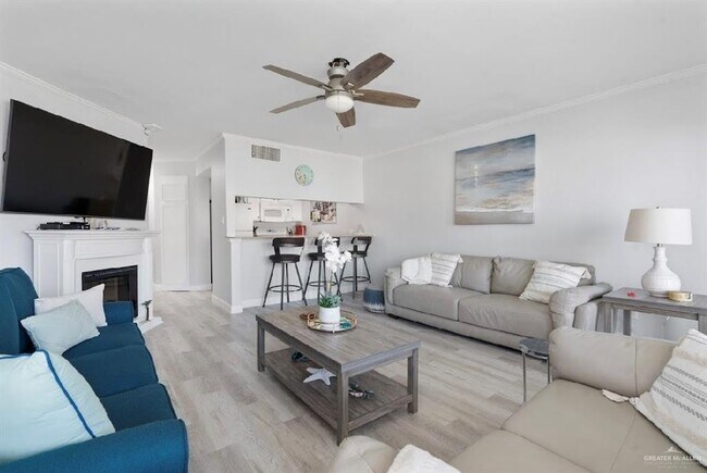 Building Photo - 16 Padre Blvd