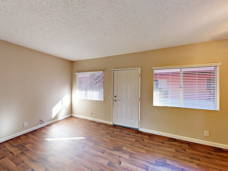 Building Photo - Villa Hermosa Apartments