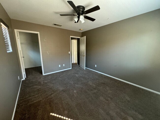 Building Photo - Beautiful Home in the Heart of Perris