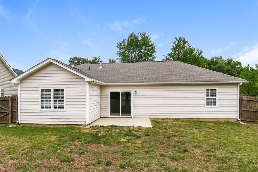 Building Photo - 6123 Goldenfield Dr