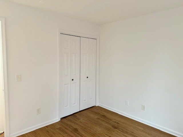 Building Photo - 900 Mix Ave