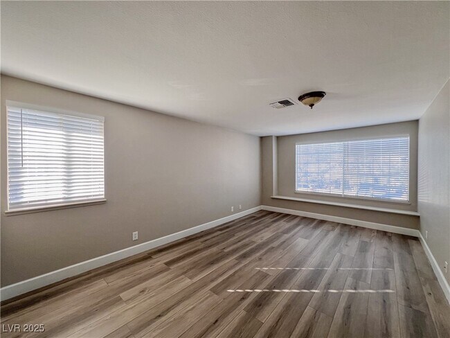 Building Photo - 3636 Bronco Rd