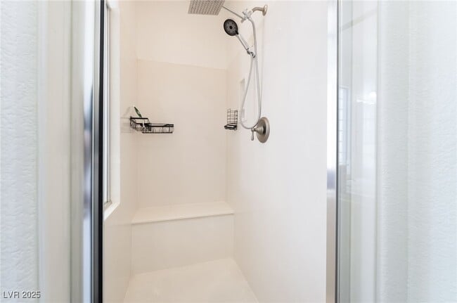 Building Photo - 9592 Staff Ln