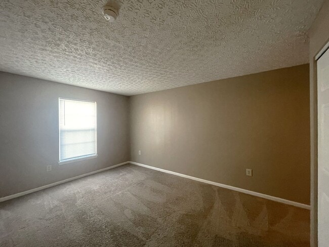 Building Photo - 5604 Cypress Chase