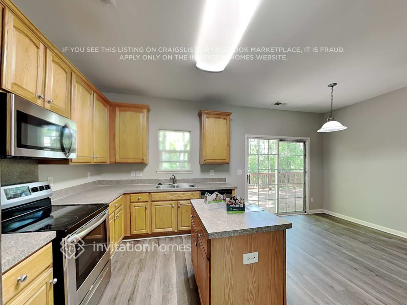 Building Photo - 17220 Cambridge Woods Ct