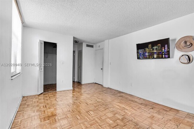 Building Photo - 14501 SW 88th St