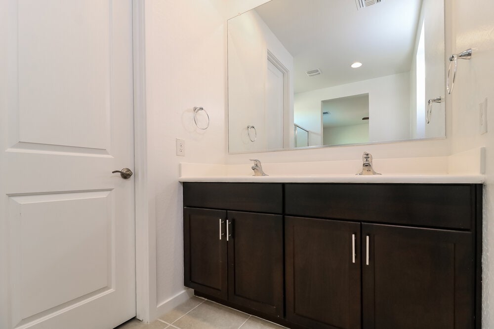 Building Photo - 11014 W Luxton Ln