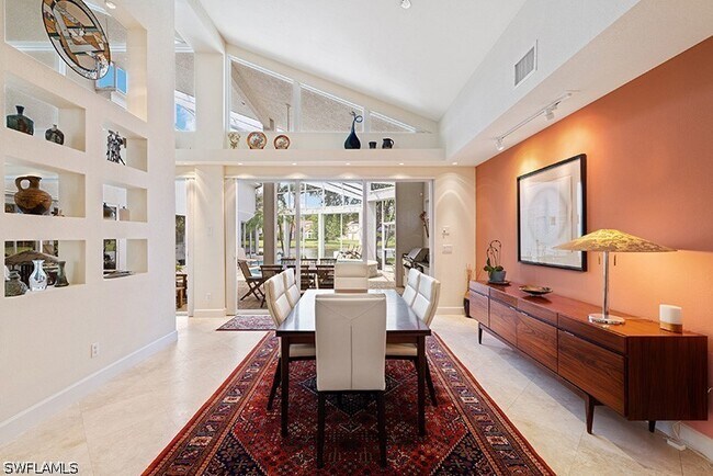 Building Photo - 433 Crestwood Rd