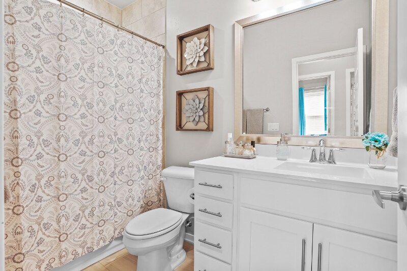 Building Photo - 12612 Dorchester Ave