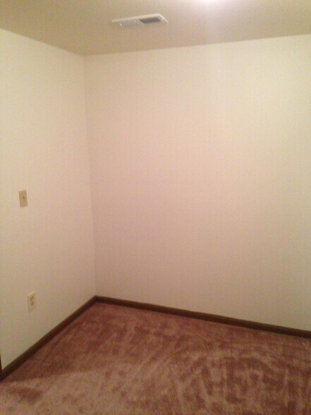 Building Photo - 7522 Madrid ct