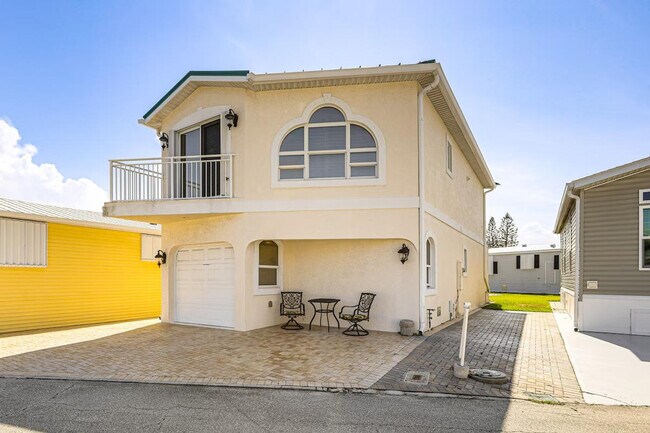 Building Photo - 1333 Nettles Blvd