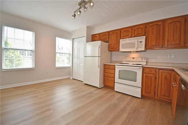Building Photo - 2291 Flint Dr