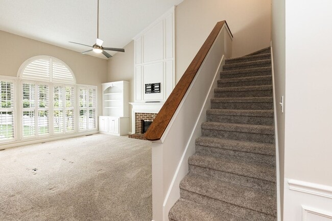 Building Photo - Meticulous Four Bedroom Dream Home!