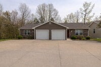 Building Photo - 3410 E St Charles Rd