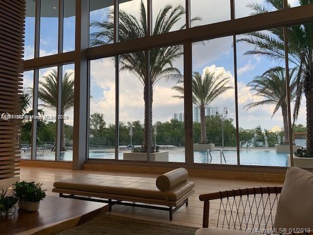 Building Photo - 16385 Biscayne Blvd