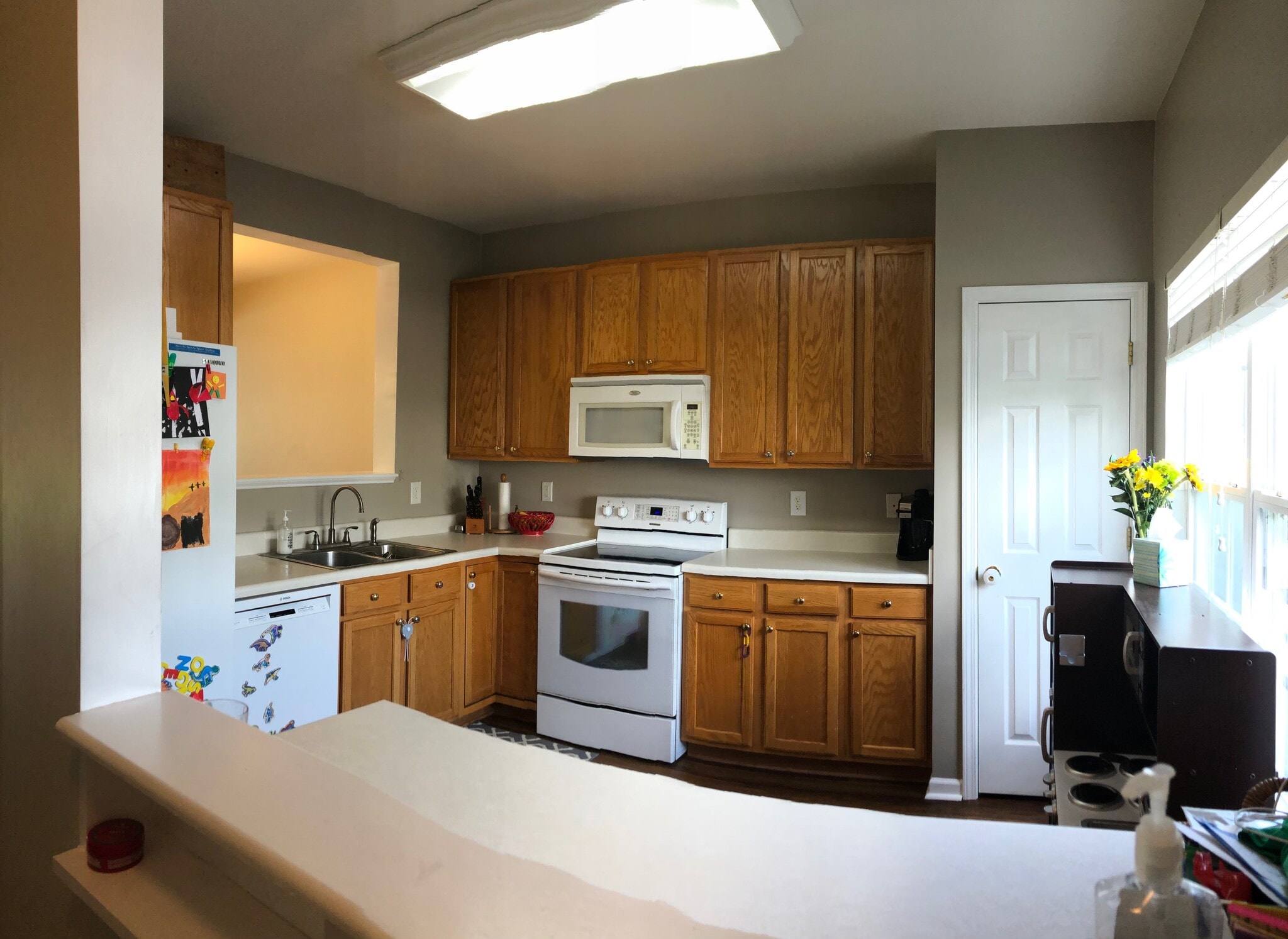 Building Photo - 121 Watertree Ln