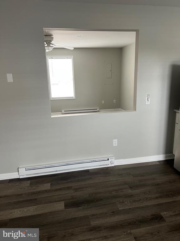 Building Photo - 208 Sunset Dr