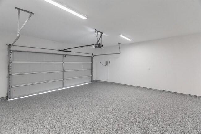 Building Photo - 27976 Seger Bnd Trl