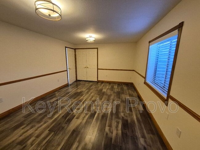 Building Photo - 75 S Astor Ln