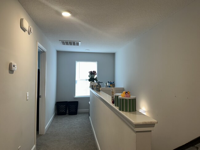 Building Photo - 345 Mcclelland Lp NE