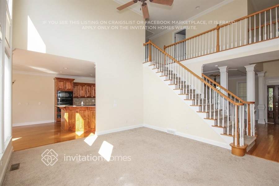 Building Photo - 190 Camden Creek Ct NE