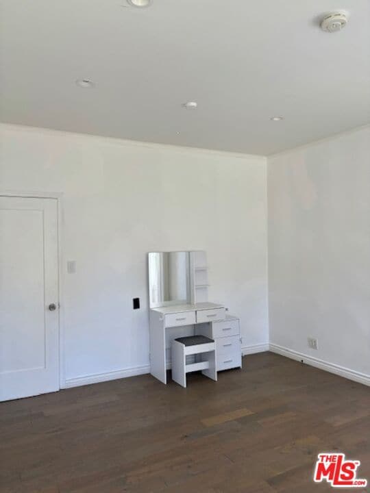 Building Photo - 459 S Holt Ave