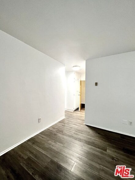 Building Photo - 1833 Normandie Ave