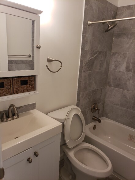 Building Photo - 1767 Powder Horn Terrace