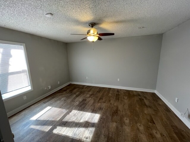 Building Photo - 2708 23rd St