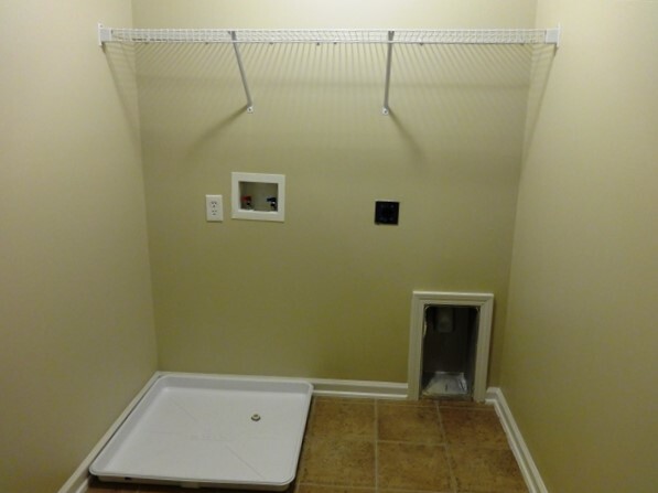 Building Photo - 103 Surlington Dr