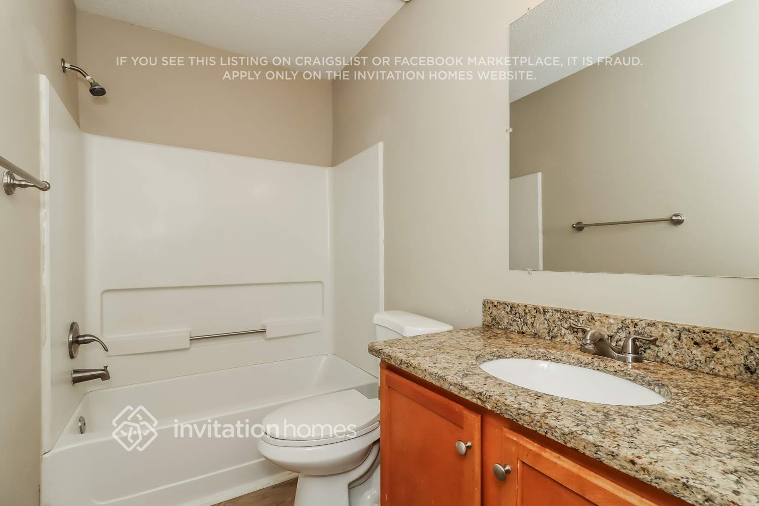 Building Photo - 1830 Killarney Dr SW