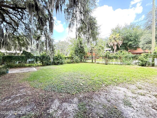 Building Photo - 5336 Cruz Rd