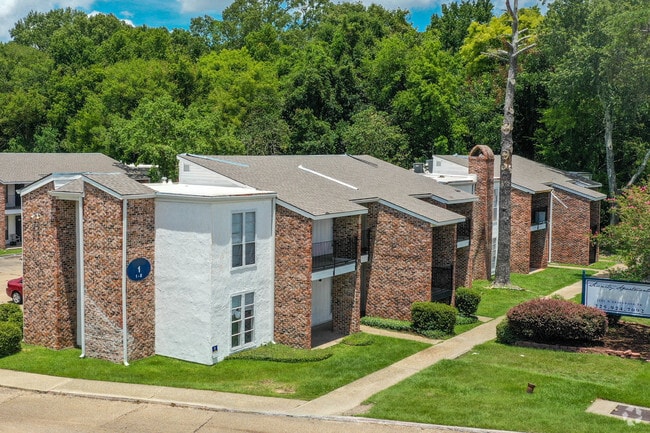 Building Photo - Greenview East