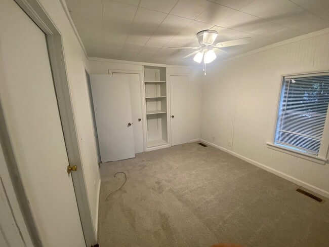 Building Photo - 1533 Grape St