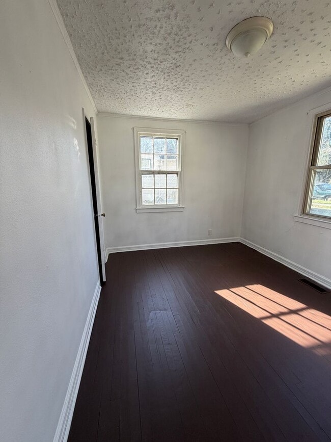 Building Photo - PENDING