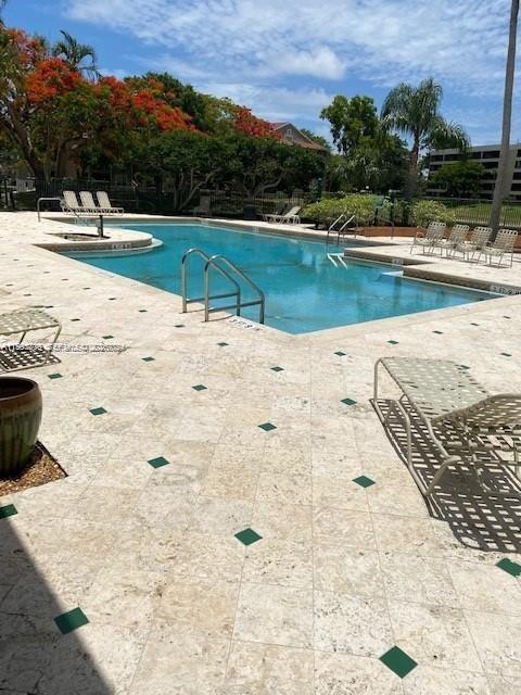 Building Photo - 1865 Palm Cove Blvd