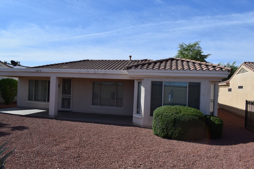 Building Photo - 12910 W Junipero Dr