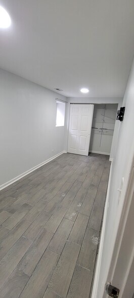 Building Photo - 1316 S Millard Ave