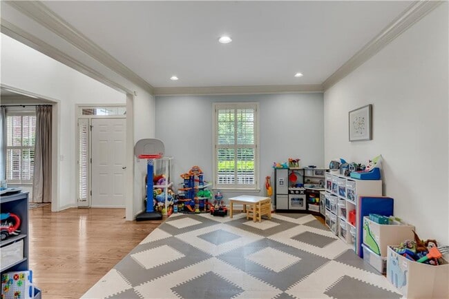 Building Photo - 4669 Ashford Club Dr