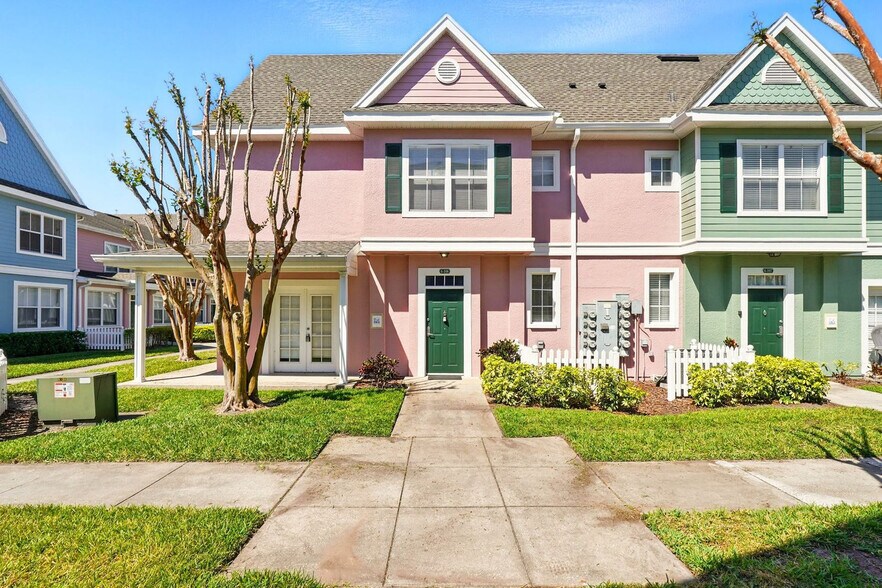 Building Photo - 4005 Venetian Bay Dr