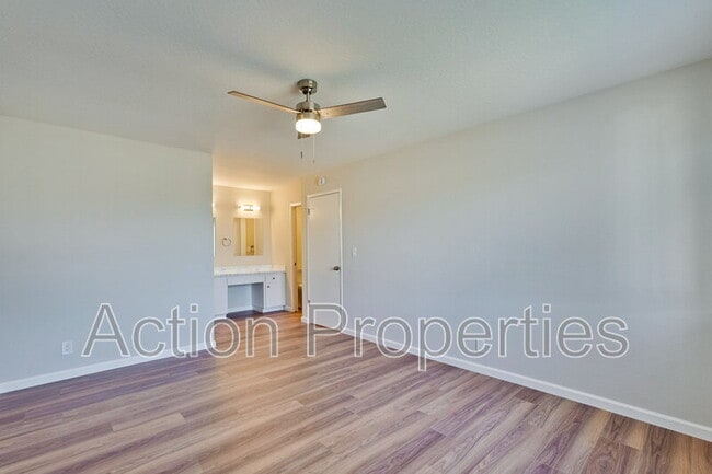 Building Photo - 1664 Merriton Ct